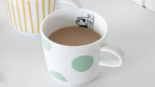 インスタント派におすすめ！コーヒーもスープも“だいたい計れる”！話題の美濃焼マグカップ