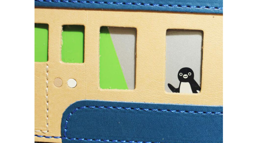 湘南色＆横須賀色を再現！本革仕様の電車パスケースがかわいい