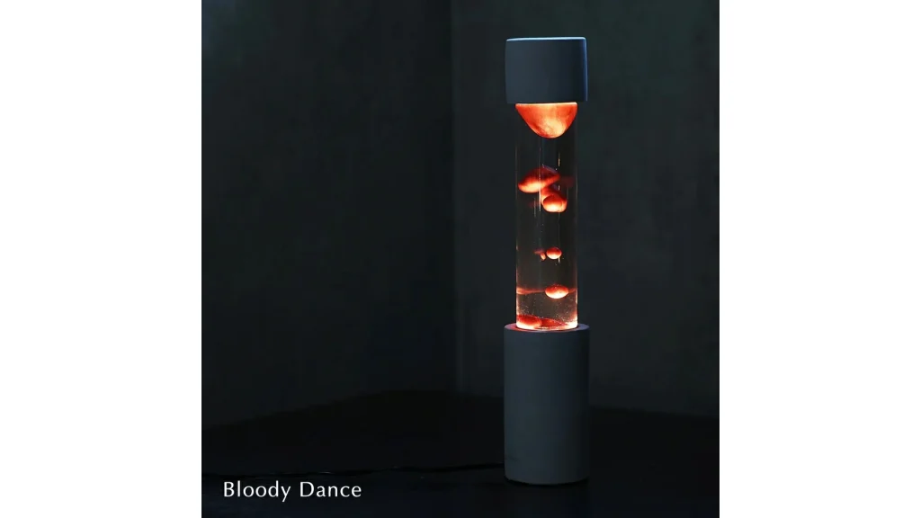 呼吸するように揺らぐ『Dripping Lamp』で癒しの空間づくり
