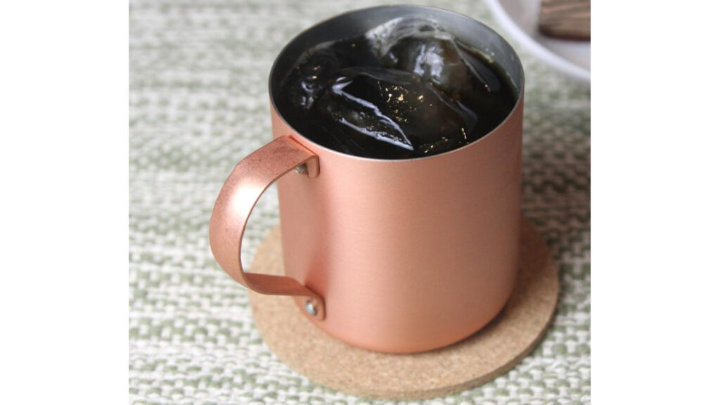 アイスコーヒー好き必見！燕三条『銅製マグカップ』で楽しむ至福の一杯