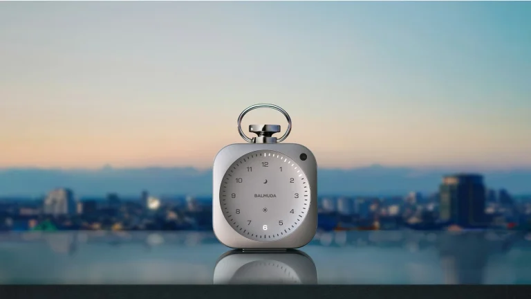 時計だけじゃない。音と光で心地よい時間をつくる『The Clock』