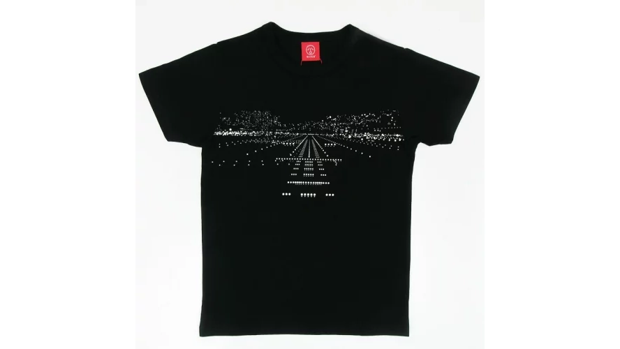 半袖Tシャツ『LANDING』は暗闇で光る空港の夜景が魅力！親子コーデも楽しめる一枚