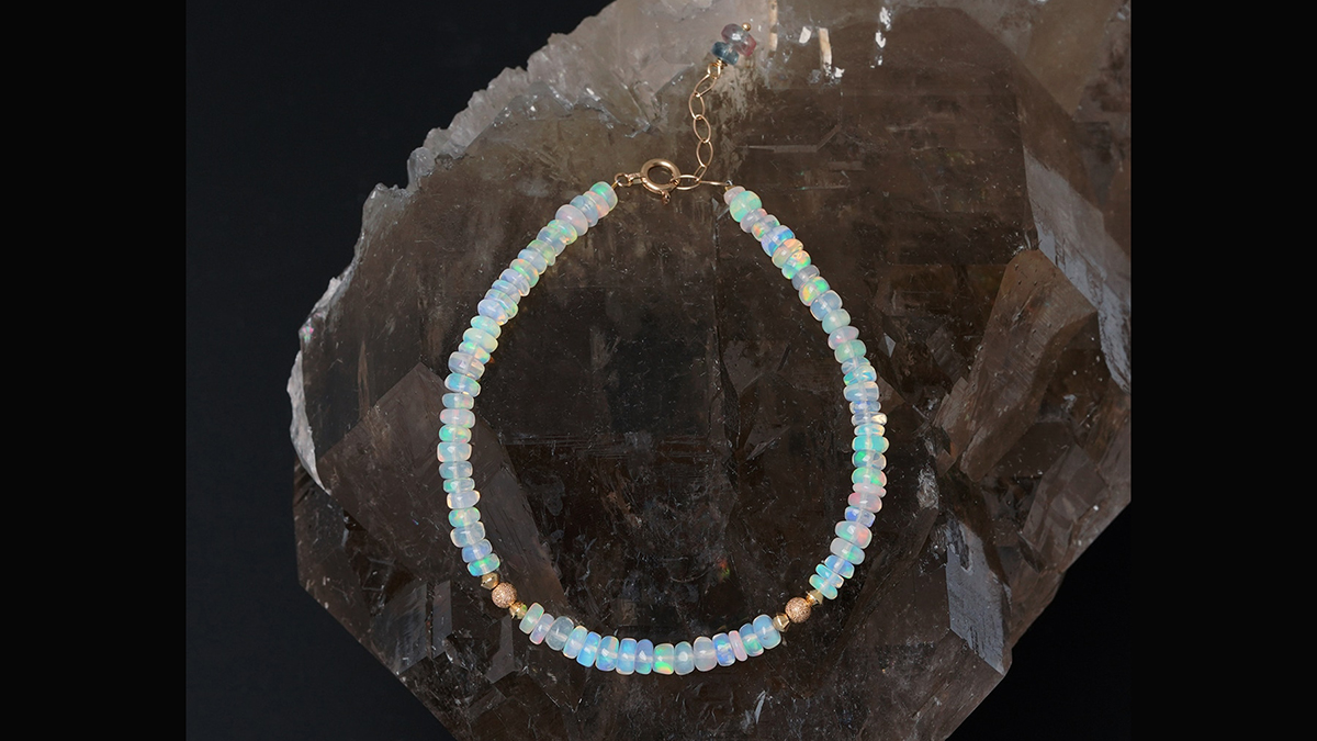 『Water opal x Multi tourmaline bracelet』|透明感あふれる天然石が彩る、私らしい輝き