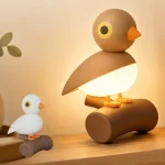 鳥型ナイトライトが可愛い！人感センサーでふわっと自動点灯