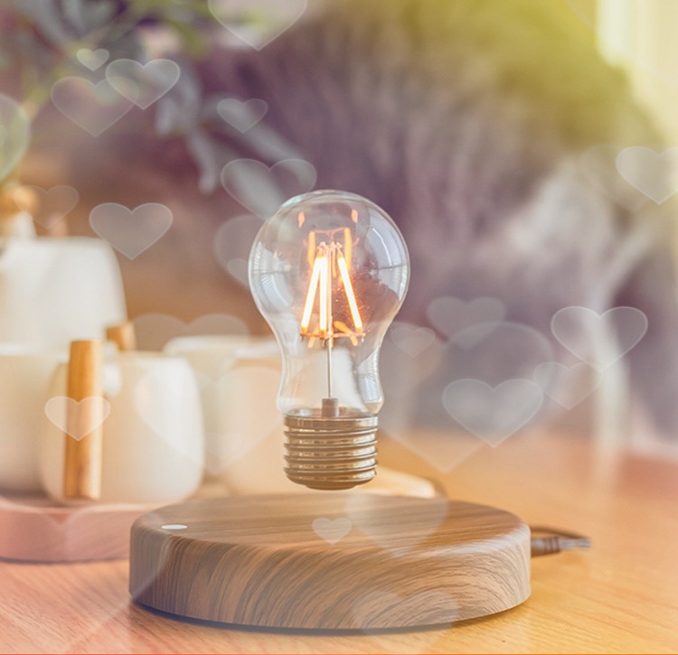 まるで魔法!ふわふわ浮かぶ電球「DESK LIGHT」で幻想的な空間を演出